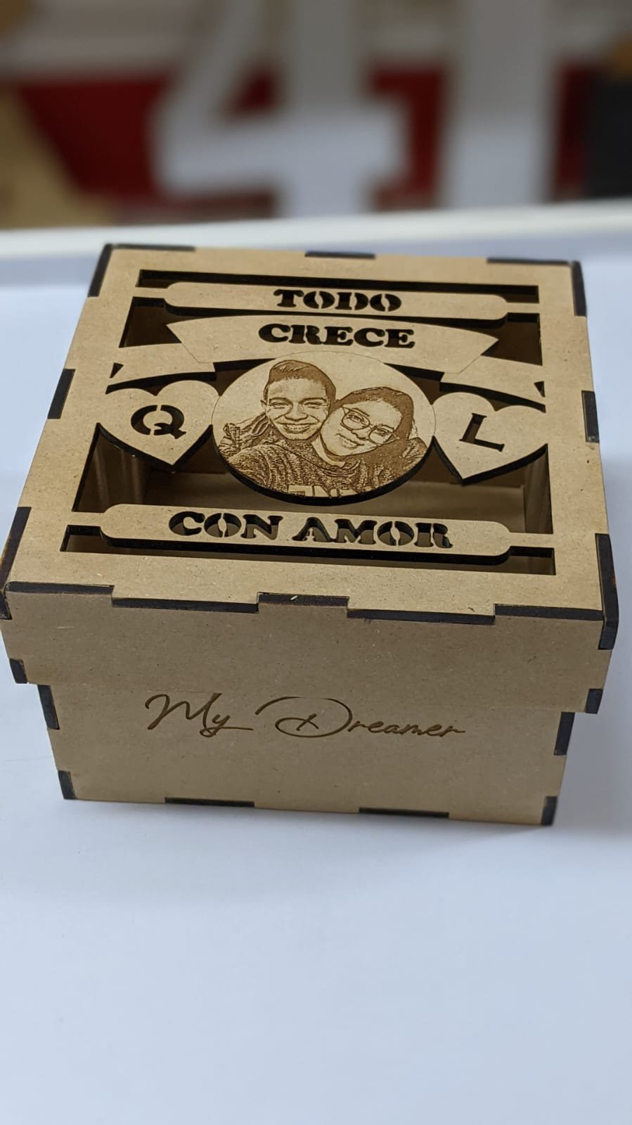 caja con foto