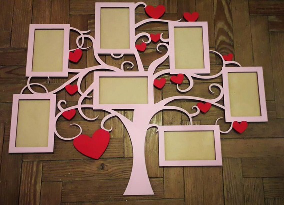 marco árbol de corazones